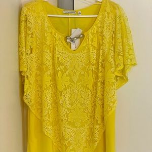 Notations Designer Top. Pearl Brochure In Front. Color Bright Yellow S (L)